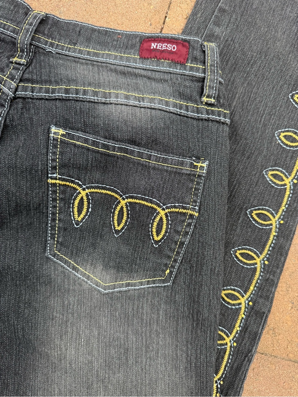 Vintage Embroidered Skinny Jeans in Dark Black - Picture 6 of 9